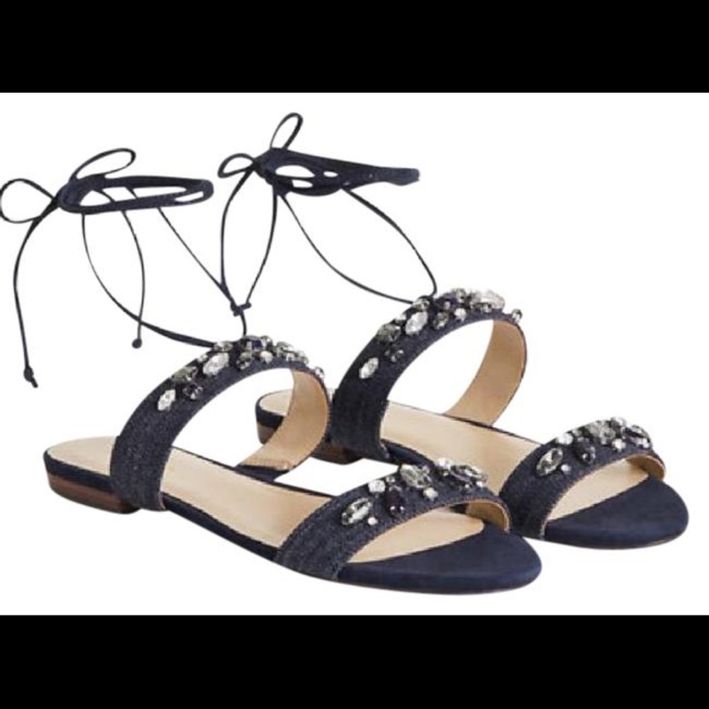New in Box Ann Taylor Irma sandals 8.5